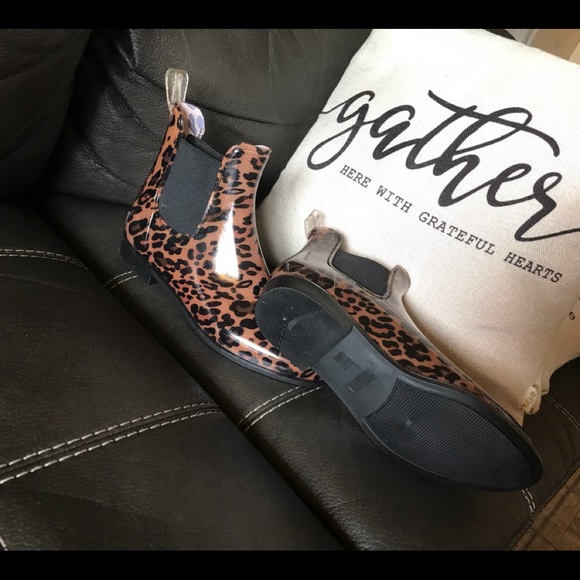 Rain boots - Picture 3 of 4